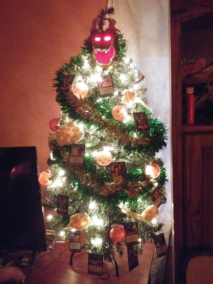 Dragon Ball: idee per un albero di Natale a tema