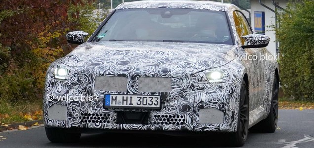 SPIED: Differences Between M2 and M240i