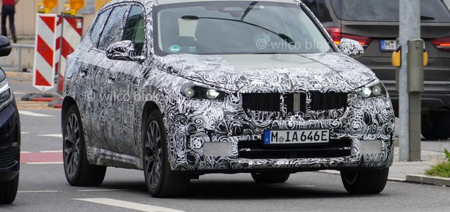 SPIED: X1 Ditches Exhaust Pipes