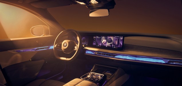 BMW CEO  Big Car Screens Will Be Gone In 10 Years