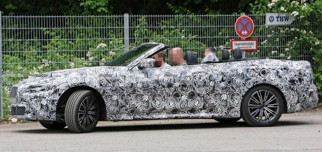4 Series Convertible Spied