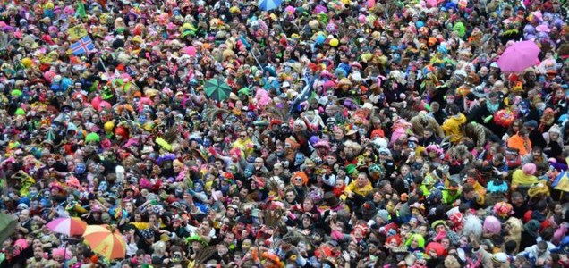 Dunkerque : réactions après l'annulation du carnaval 2021 - France Bleu