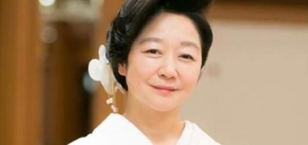 イベント 前回の女子力アップ講座 笑顔に勝る化粧無し に続く第二弾明日です オンタイムでご覧いただける方のみ私 配信スタッフなのに喋るw とも絡めますが アーカイブではごっそりカットします コメントお待ちしてます 白坂亜紀の銀座塾 2 銀座のママが