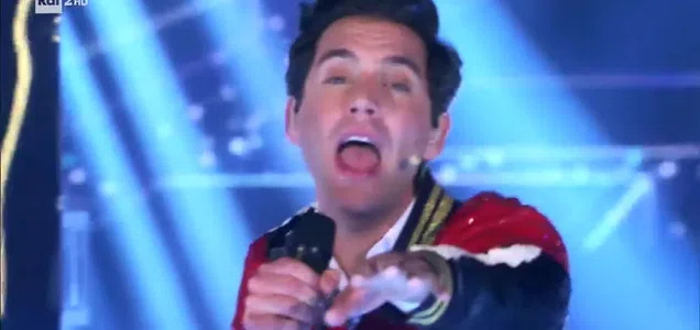 Stasera Casa Mika Mika Canta Rain Video Testo E Traduzione