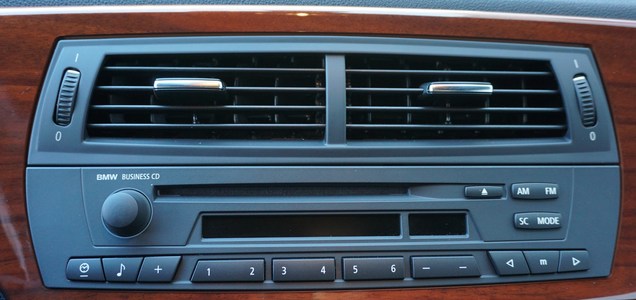 BMW Z4 Radio Issues