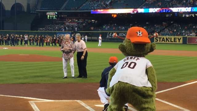 AstrosFanDay 2014: Scenes from the final Astros home game of the