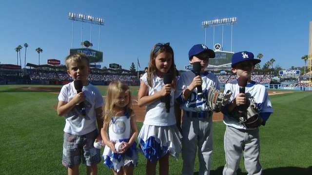 Dodger sons and daughters make their Father's Day pitches, by Jon Weisman