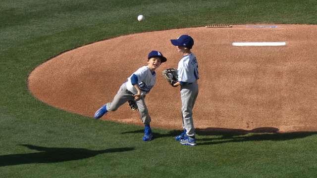 Dodger sons and daughters make their Father's Day pitches