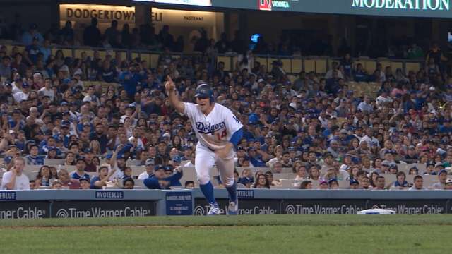 Seager, Scully win Esurance MLB Awards, by Cary Osborne