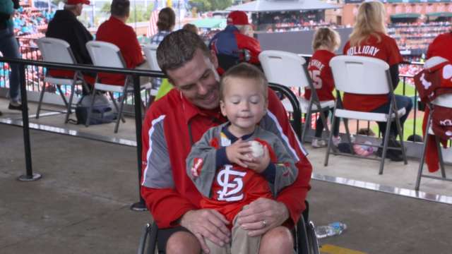 You did all this not knowing why that milk was important to us.' Mother who  wrote viral blog post returns to Busch Stadium, thanks usher in person | by  Jill Falk |