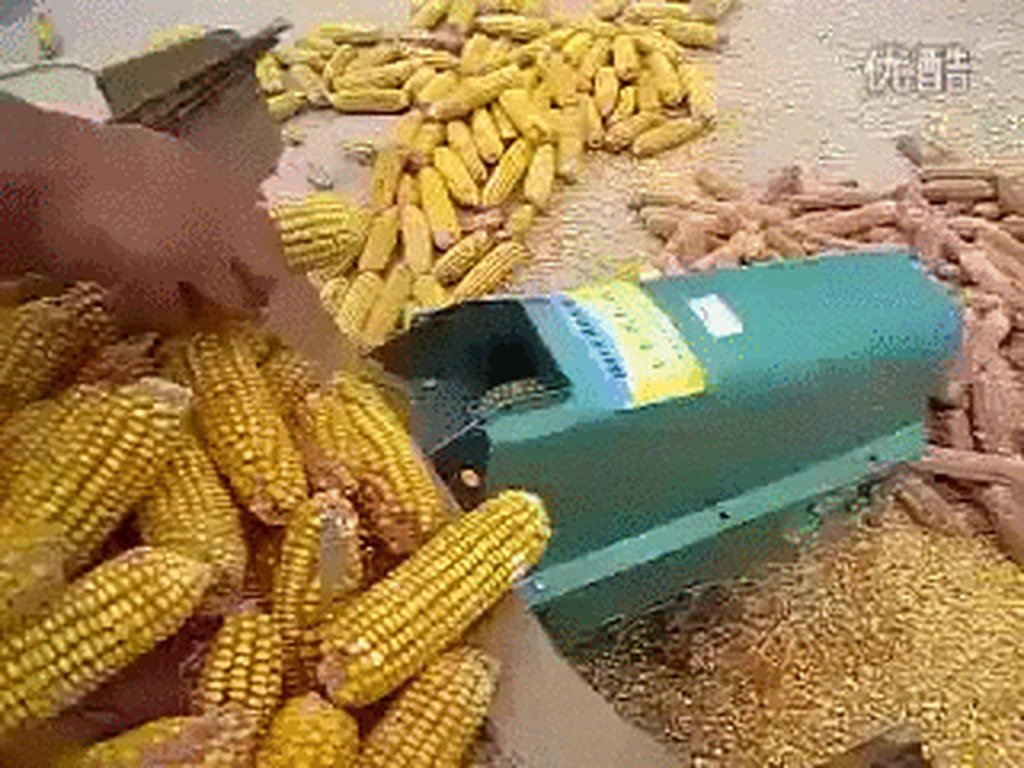 A corn machine : r/food