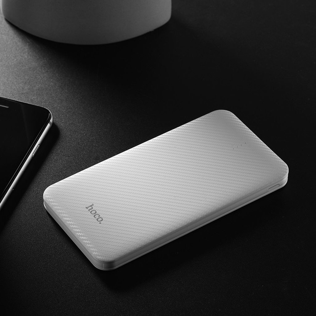 SẠC DỰ PHÒNG VỎ CARBON HOCO B37 / 5000MAH / 2 CỔNG RA - CHÍNH HÃNG