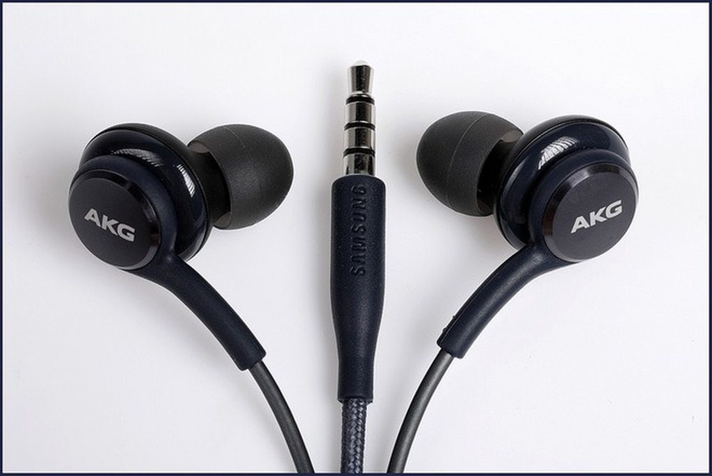 TAI NGHE SAMSUNG AKG ZIN BẮC NINH