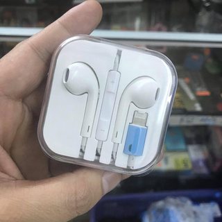 TAI NGHE IPHONE 7 GIẢ ZIN KẾT NỐI BLUETOOTH TRỰC TIẾP DÙNG CHO CÁC ĐỜI IPHONE, BASS TRESS NHƯ ZIN